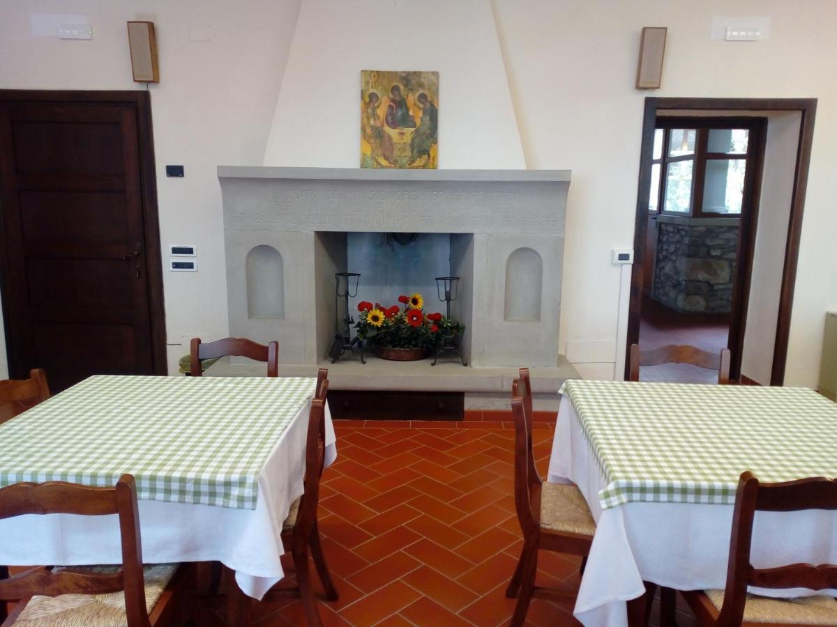 Oasi San Francesco - Casa Per Ferie Hotel Chiusi della Verna Kültér fotó